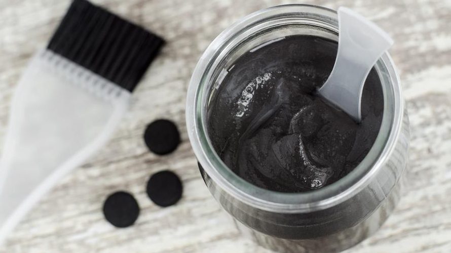 A Complete Buying Guide for the Best Charcoal Mask